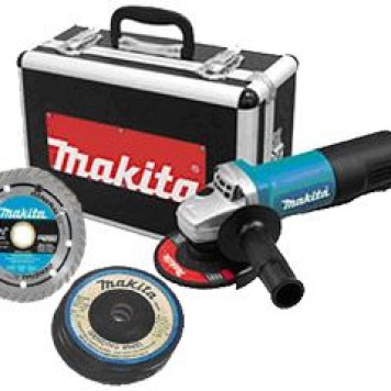 Makita 4 1/2" Angle Grinder W/ Case